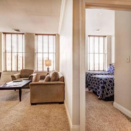 Chase Penthouse At 39 West Baltimore Inner Harbor Convention Center Free Indoor Parking One And Two Bedrooms Extérieur photo