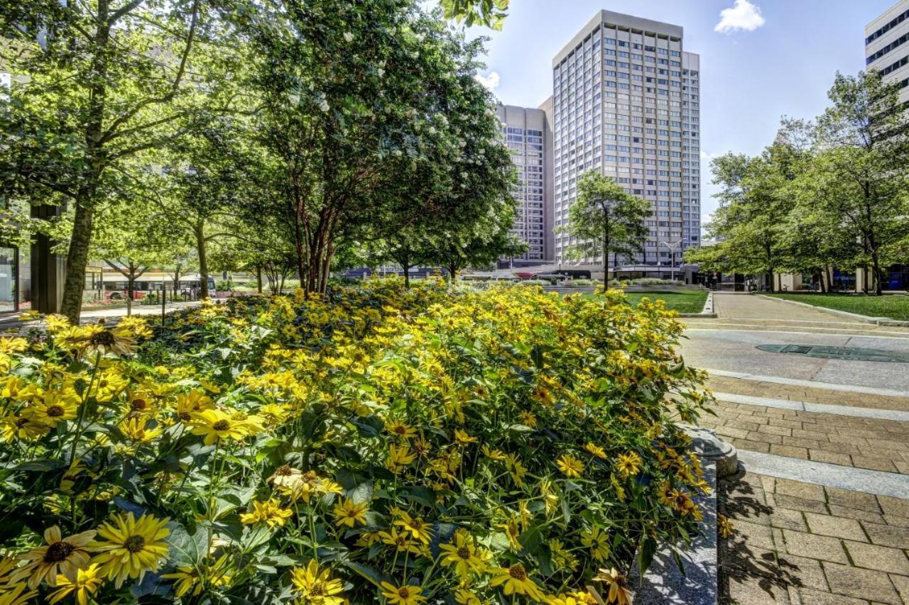 Chase Penthouse At 39 West Baltimore Inner Harbor Convention Center Free Indoor Parking One And Two Bedrooms Extérieur photo