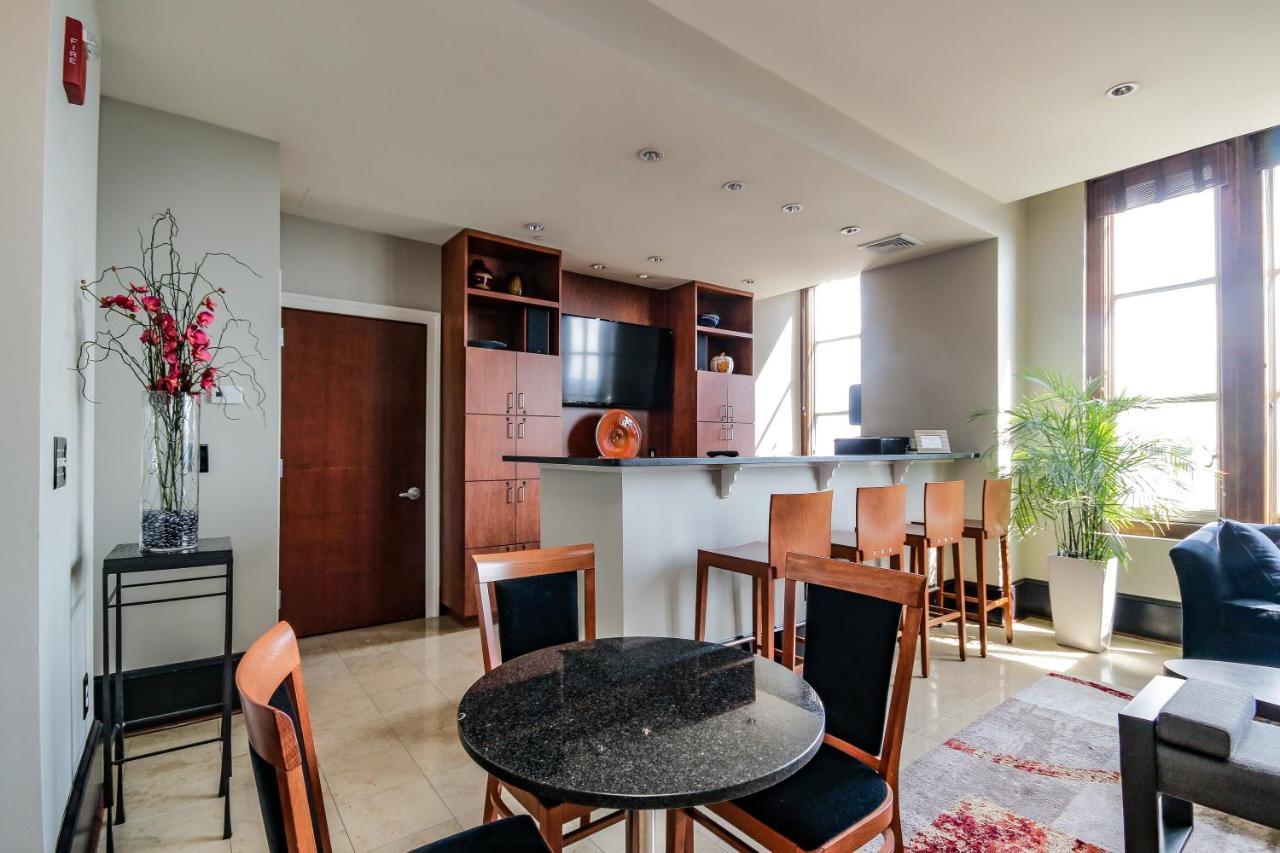 Chase Penthouse At 39 West Baltimore Inner Harbor Convention Center Free Indoor Parking One And Two Bedrooms Extérieur photo