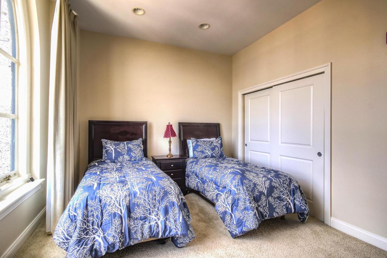 Chase Penthouse At 39 West Baltimore Inner Harbor Convention Center Free Indoor Parking One And Two Bedrooms Extérieur photo